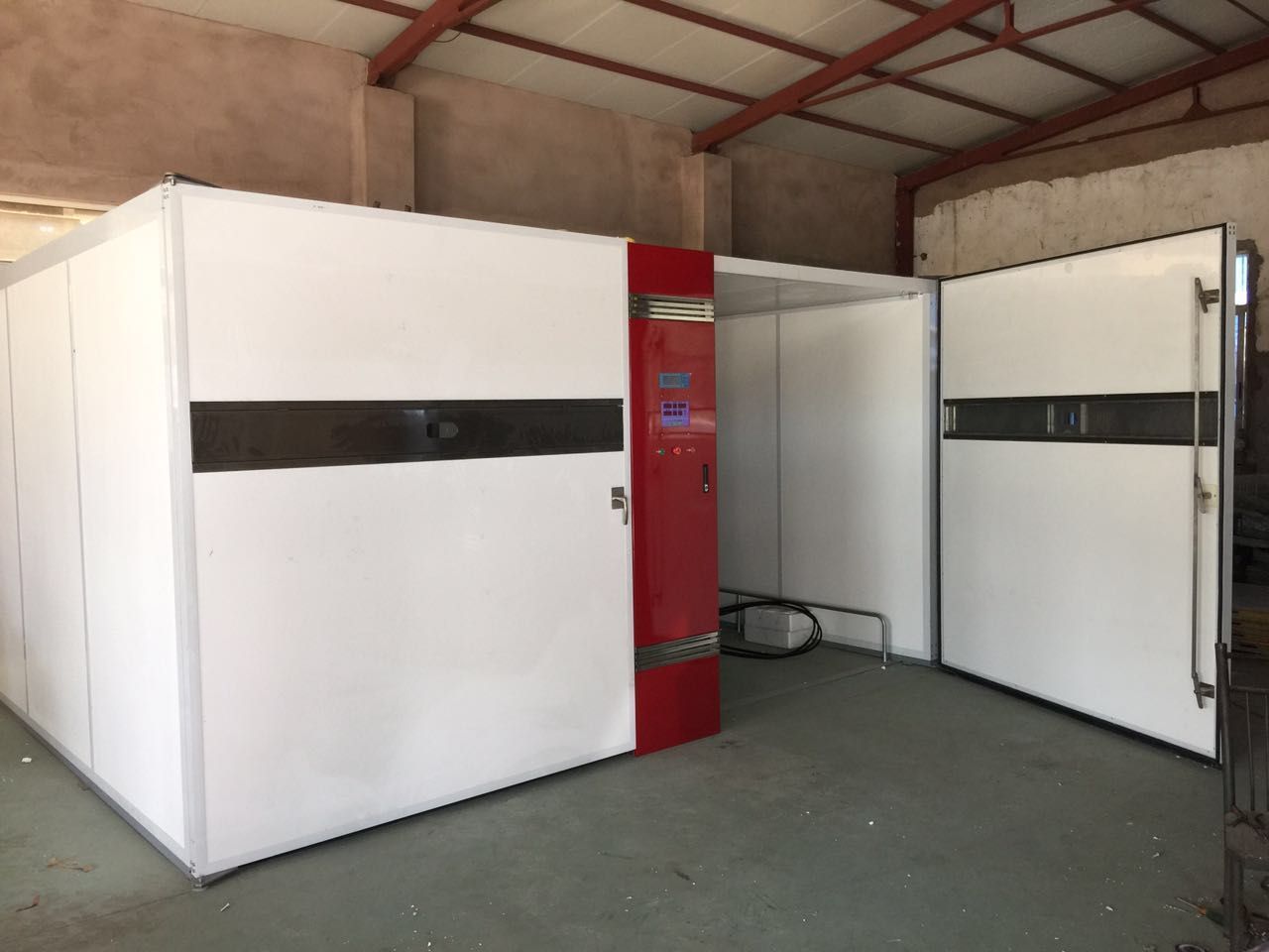 Últimos blogs da empresa sobre Aumentar as taxas de eclosião em climas tropicais: o segredo da tecnologia de CO2 e arrefecimento do ELT-57600S