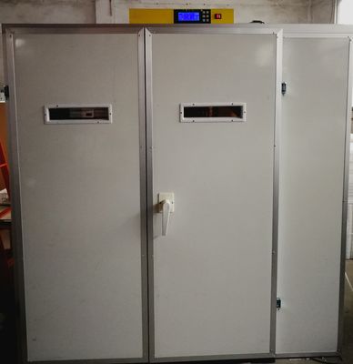 comprar Equipamento de Hatcher da incubadora do setter do ovo da galinha de 3960 Cockatiel com Turner automático online manufacture